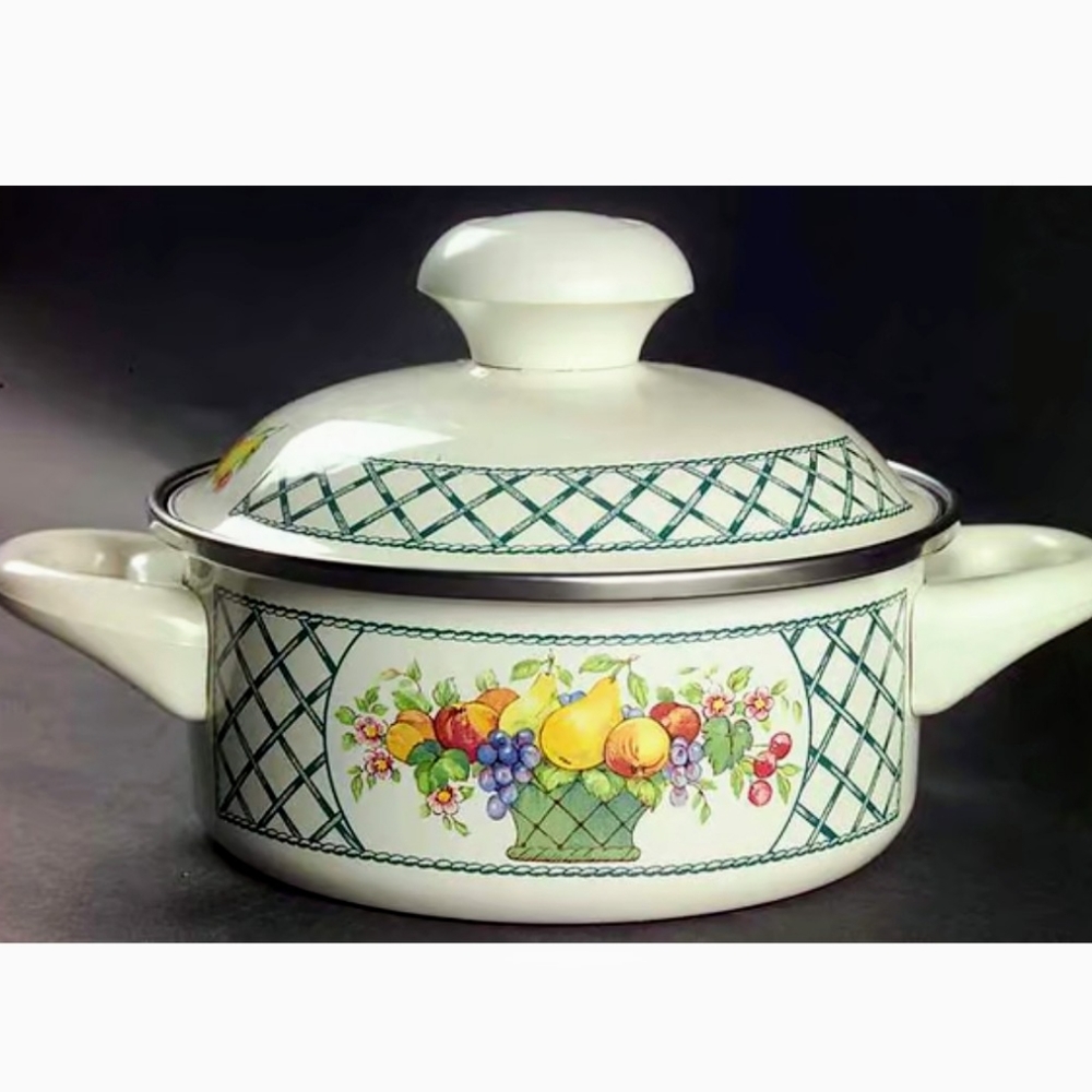 Villeroy & Boch 1.5 quart pot